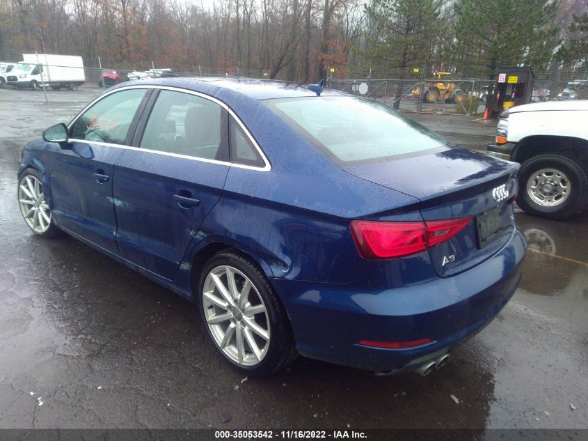 VIN WAUCJGFFXF1045185 2015 AUDI A3 no.3