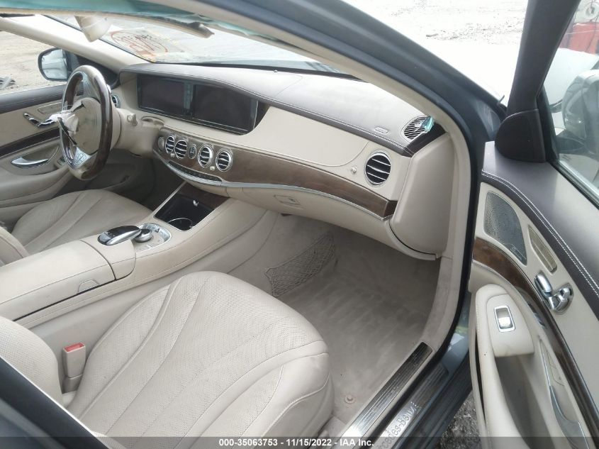 2015 MERCEDES-BENZ S-CLASS S 550 - WDDUG8FB9FA154526