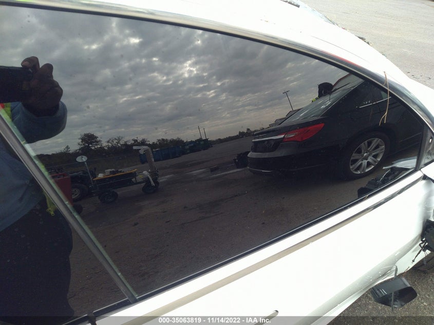 VIN 5YJ3E1EB1JF087411 2018 TESLA MODEL 3 LONG RANGE