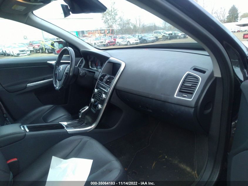 2015 VOLVO XC60 T5 DRIVE-E PREMIER YV440MDK5F2730341