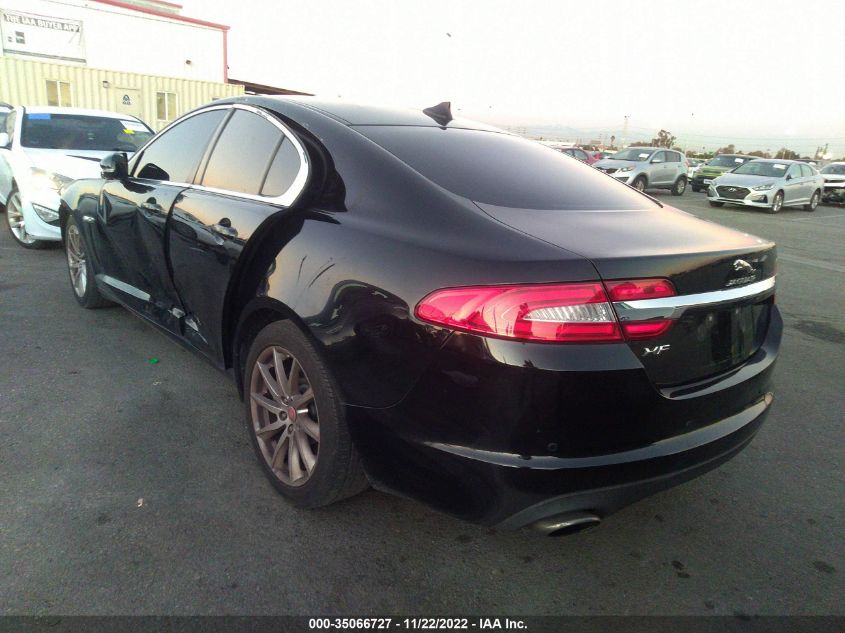 2015 JAGUAR XF I4 T PREMIUM SAJWA0FS6FPU87688