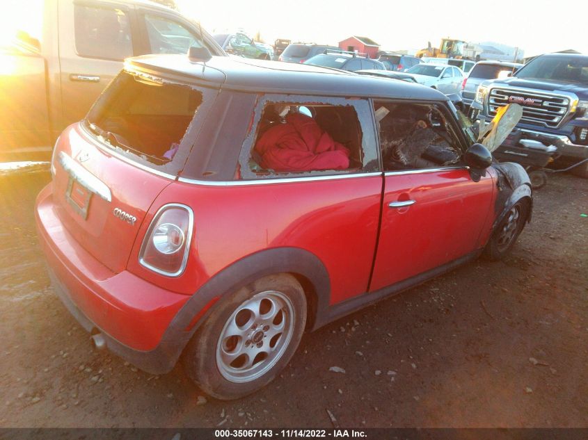 2013 MINI COOPER HARDTOP WMWSU3C57DT677263