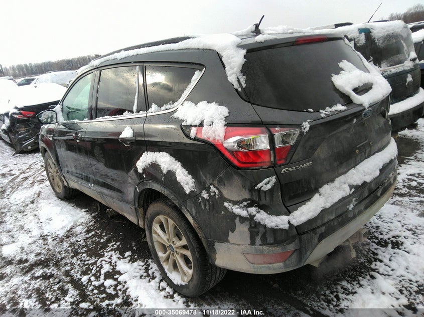 VIN 1FMCU0GD3JUD58547 2018 FORD ESCAPE SE