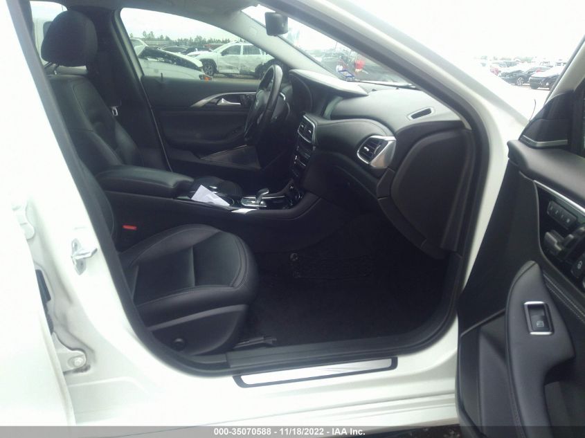 2017 INFINITI QX30 PREMIUM SJKCH5CP8HA030426