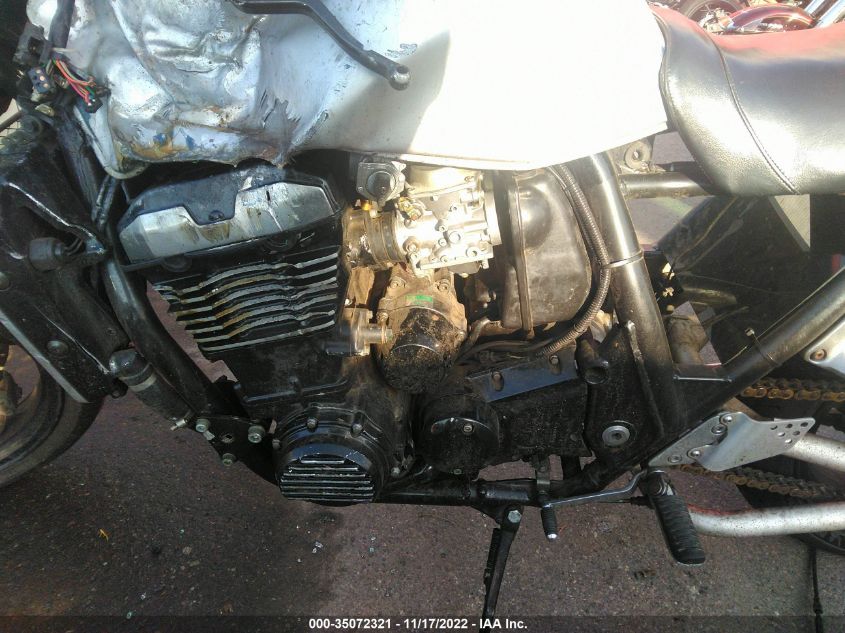 2000 KAWASAKI ZR1100 C - JKAZRBC16YA035199