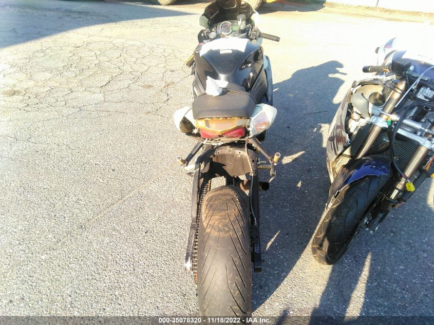 2014 SUZUKI GSX-R1000 JS1GT78A8E2100929