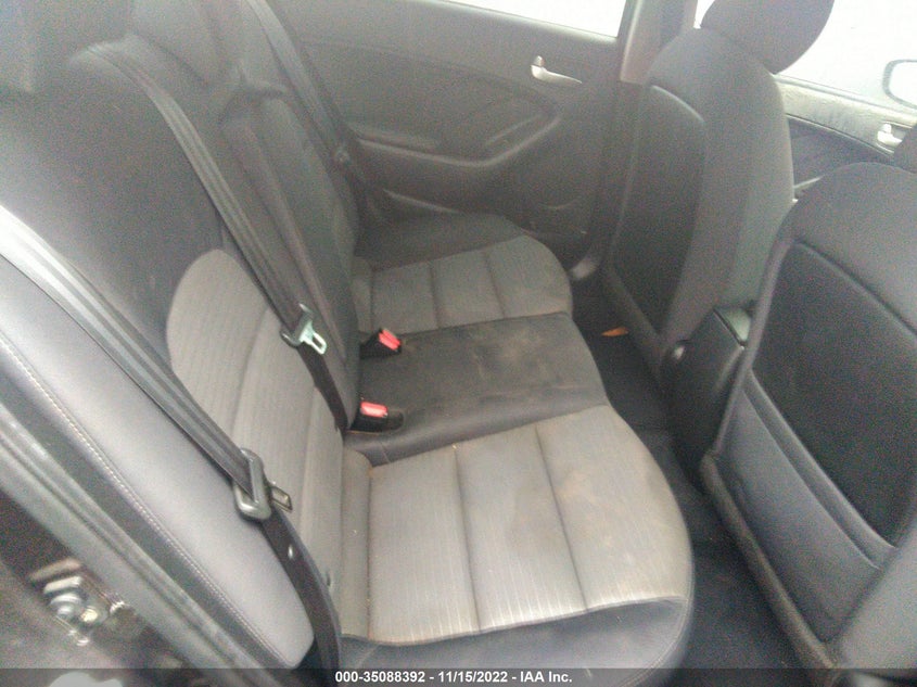 VIN 3KPFL4A76HE022995 2017 KIA FORTE LX