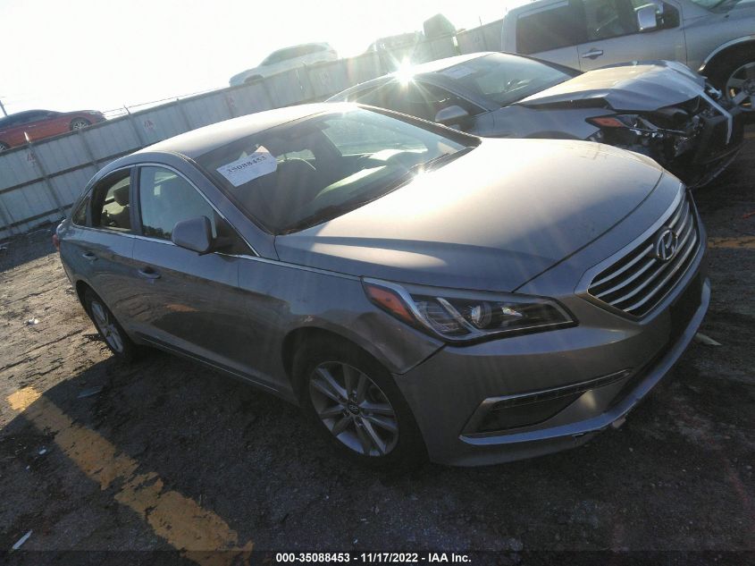 2015 HYUNDAI SONATA 2.4L SE - 5NPE24AF7FH189459