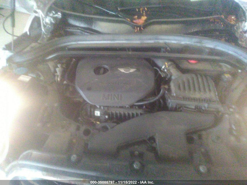 2018 MINI COUNTRYMAN COOPER WMZYS7C33J3E07714