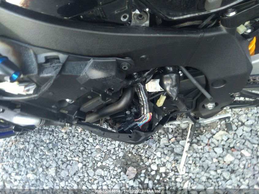 2020 YAMAHA YZFR1M JYARN67E9LA000361