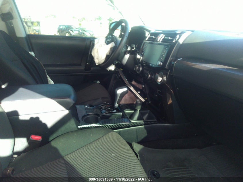 Image 5 of 2022 TOYOTA 4RUNNER  salvage vehicle - Lot #35091389 at IAAI