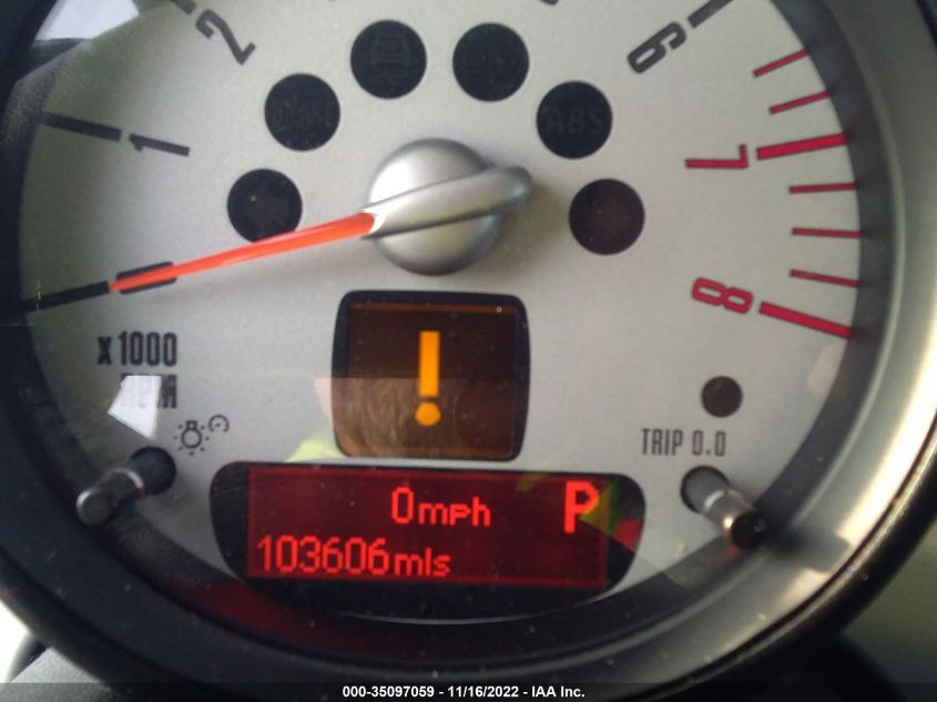 2013 MINI COOPER HARDTOP WMWSU3C55DT686804
