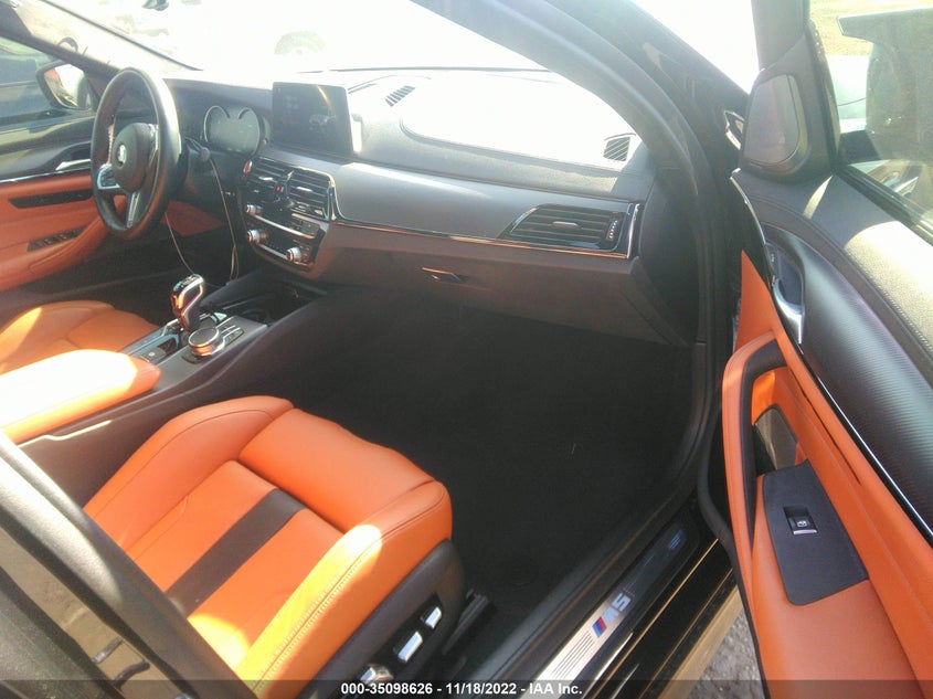 Auction sale of the 2018 BMW M5 , vin: WBSJF0C50JB283248, lot number: 35098626
