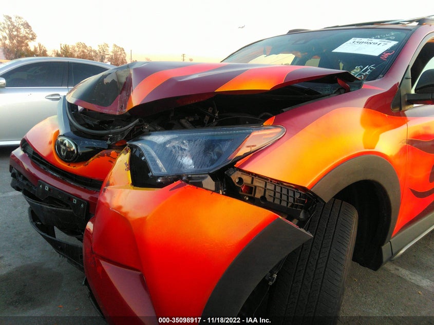 VIN 2T3RFREV2JW829115 2018 TOYOTA RAV4 XLE/ADVENTURE