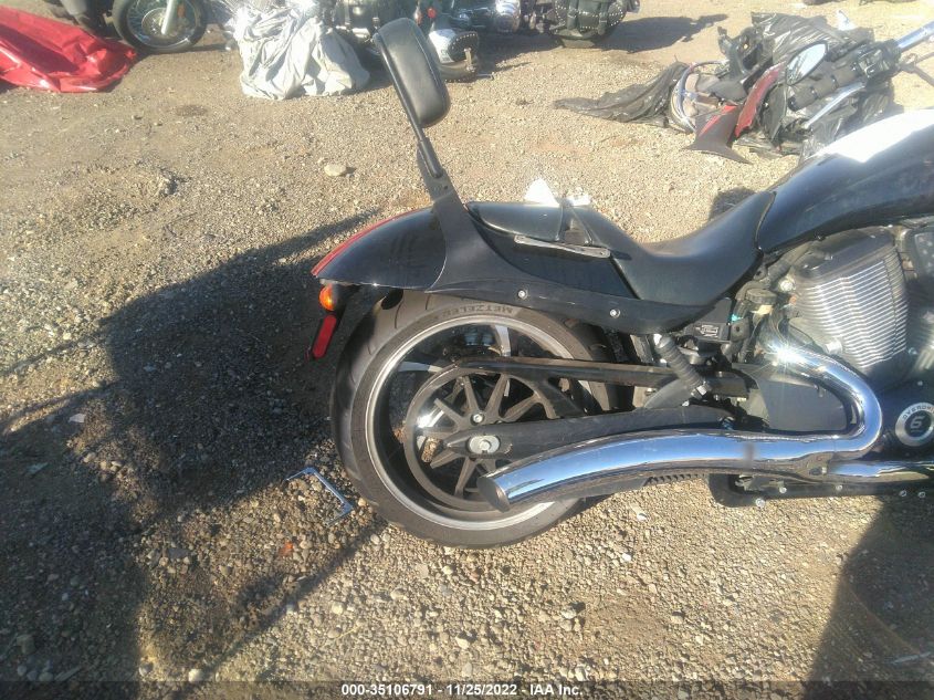 2014 VICTORY MOTORCYCLES HAMMER 8-BALL 5VPHA36N3E3030539