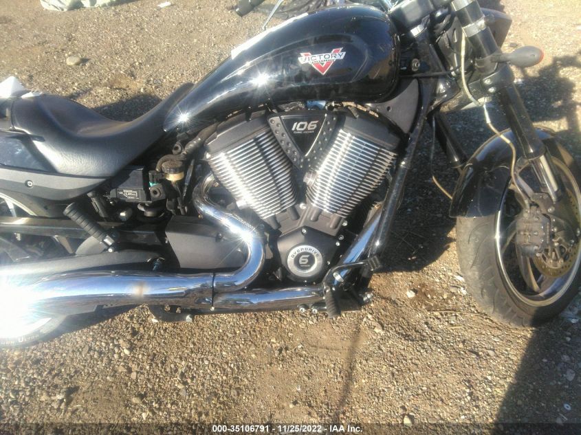 2014 VICTORY MOTORCYCLES HAMMER 8-BALL 5VPHA36N3E3030539