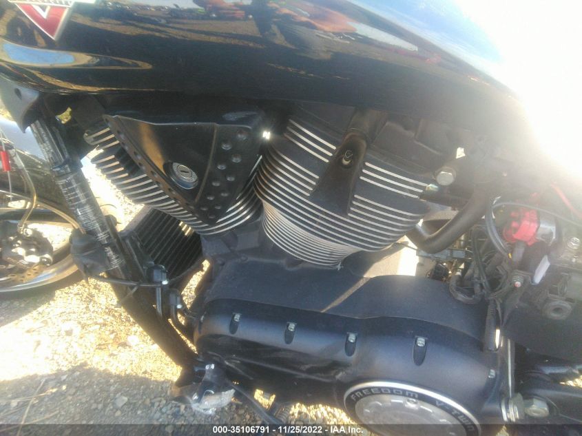 2014 VICTORY MOTORCYCLES HAMMER 8-BALL 5VPHA36N3E3030539