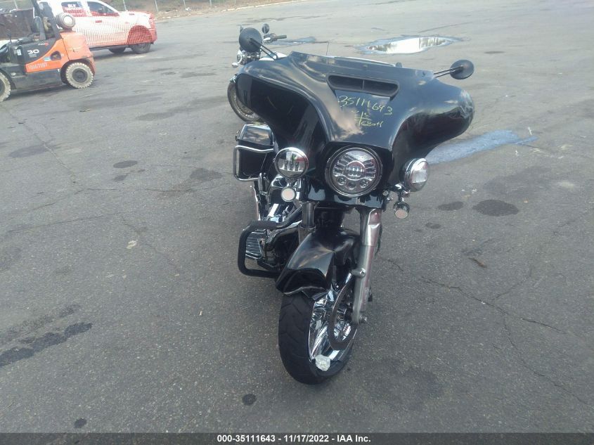 2017 HARLEY-DAVIDSON FLHXS STREET GLIDE SPECIAL 1HD1KRC16HB665216