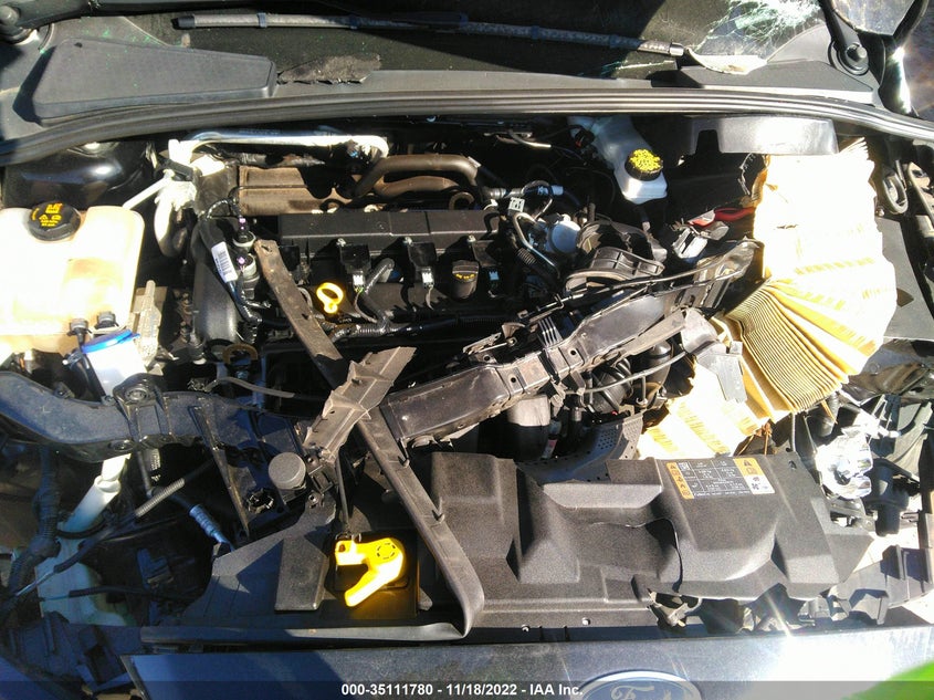 VIN 1FADP3K27JL255764 2018 FORD FOCUS SE