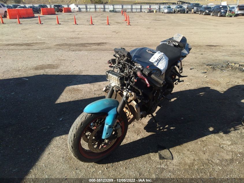 2018 SUZUKI GSX-R600 - JS1GN7FA5J2100202
