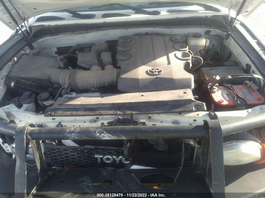 2013 TOYOTA FJ CRUISER JTEBU4BF8DK158386