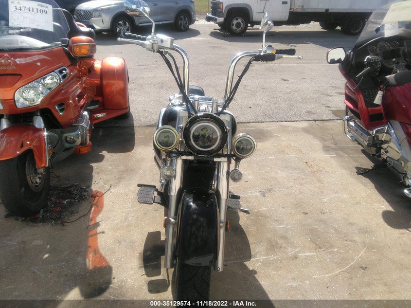 VIN JS1VS55A4H2100188 2017 SUZUKI VL800