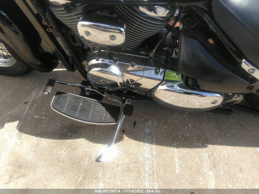 VIN JS1VS55A4H2100188 2017 SUZUKI VL800