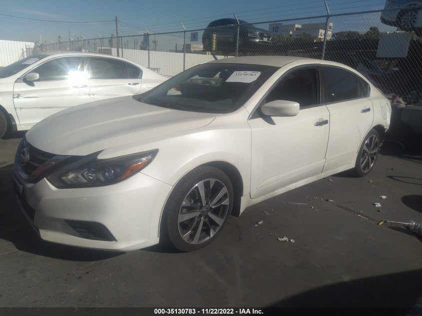 VIN 1N4AL3AP1HC141202 2017 NISSAN ALTIMA 2.5 SR