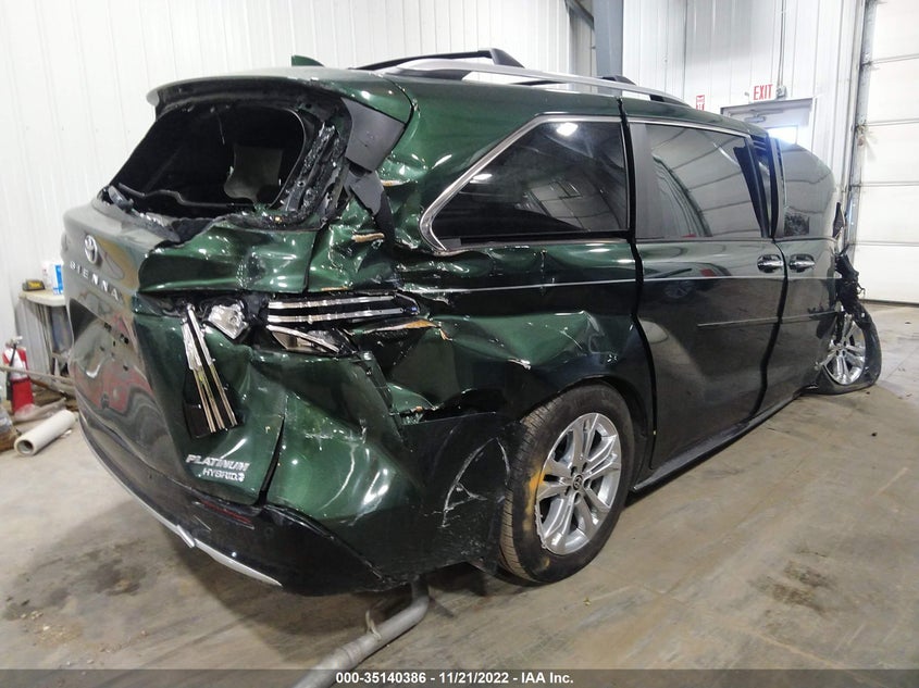 VIN: 5TDESKFC6MS032578 2021 TOYOTA SIENNA LIMITED/PLATINUM