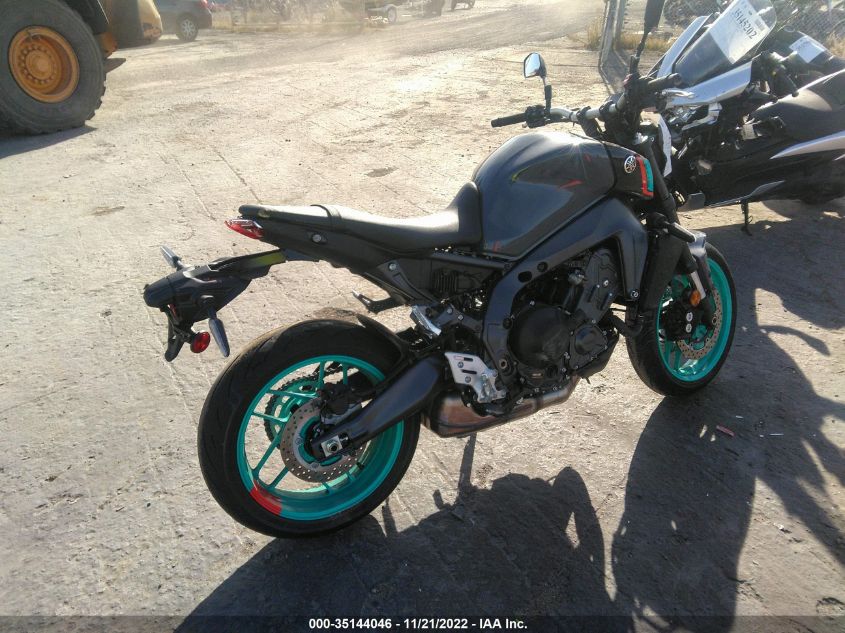 2022 YAMAHA MT09 C JYARN71Y5NA000689
