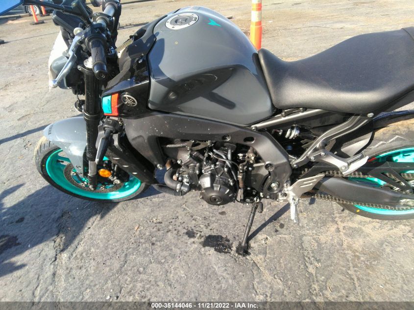 2022 YAMAHA MT09 C JYARN71Y5NA000689