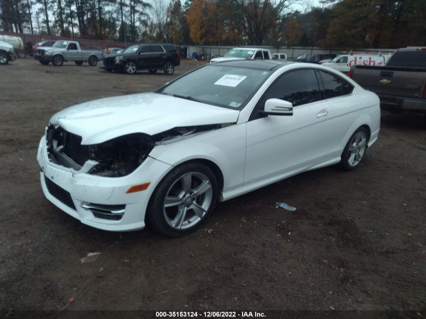 2015 MERCEDES-BENZ C 250 WDDGJ4HB9FG358728