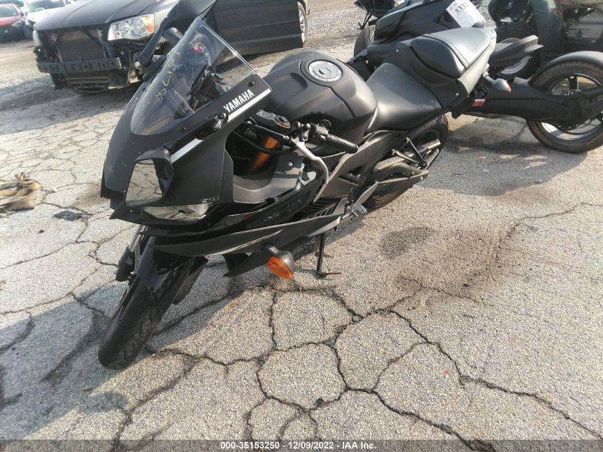 2019 YAMAHA YZFR3 MH3RH17Y8KK001441