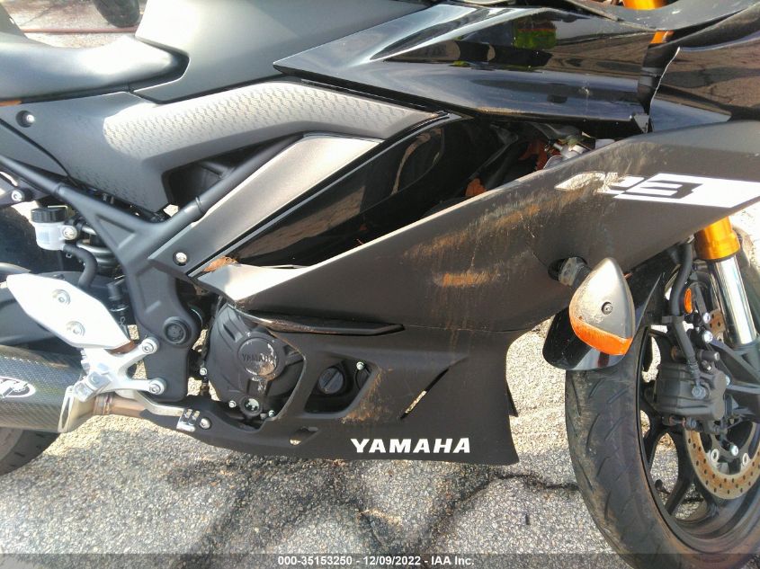 2019 YAMAHA YZFR3 MH3RH17Y8KK001441
