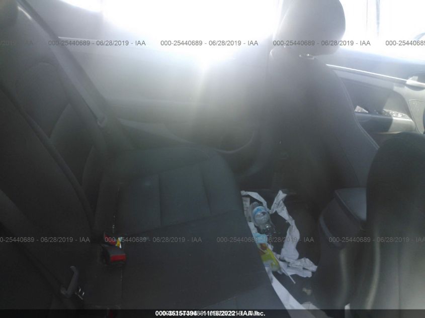 2018 HYUNDAI ELANTRA SE 5NPD74LF8JH390077