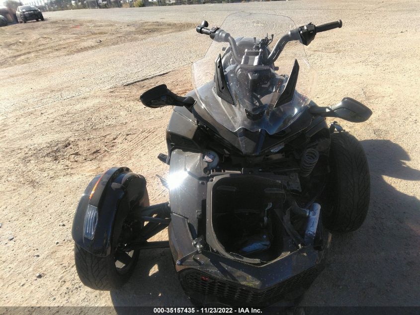 2021 CAN-AM SPYDER ROADSTER F3 2BXRDDE2XMV000183