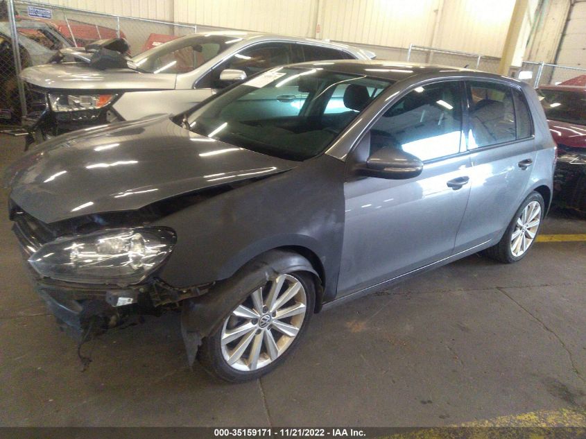 2013 VOLKSWAGEN GOLF TDI W/SUNROOF & NAV - WVWDM7AJ7DW027351