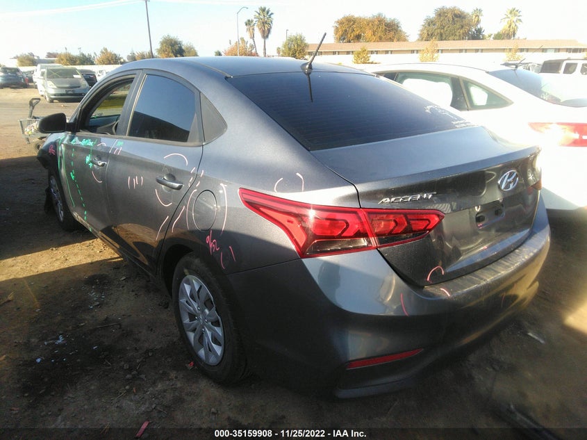VIN 3KPC24A33KE064244 2019 HYUNDAI ACCENT SE