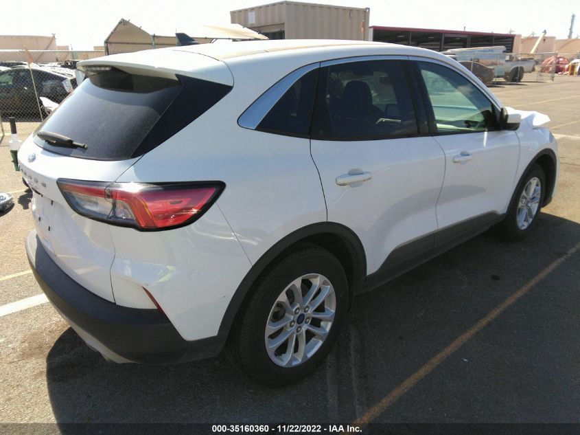 2020 FORD ESCAPE SE 1FMCU0G69LUC46744