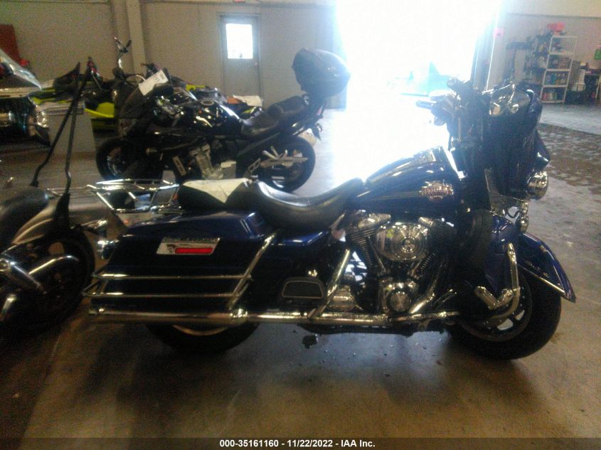 2006 HARLEY-DAVIDSON FLHTCUI 1HD1FCW186Y682509