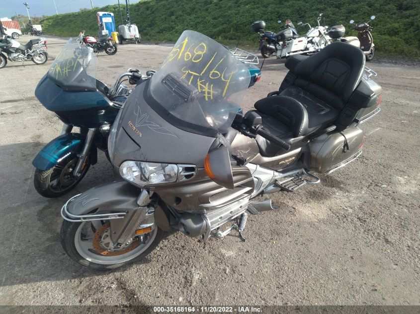 2004 HONDA GL1800 1HFSC47084A300288