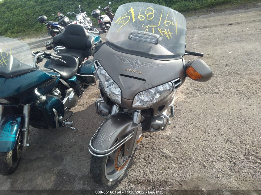 2004 HONDA GL1800 1HFSC47084A300288