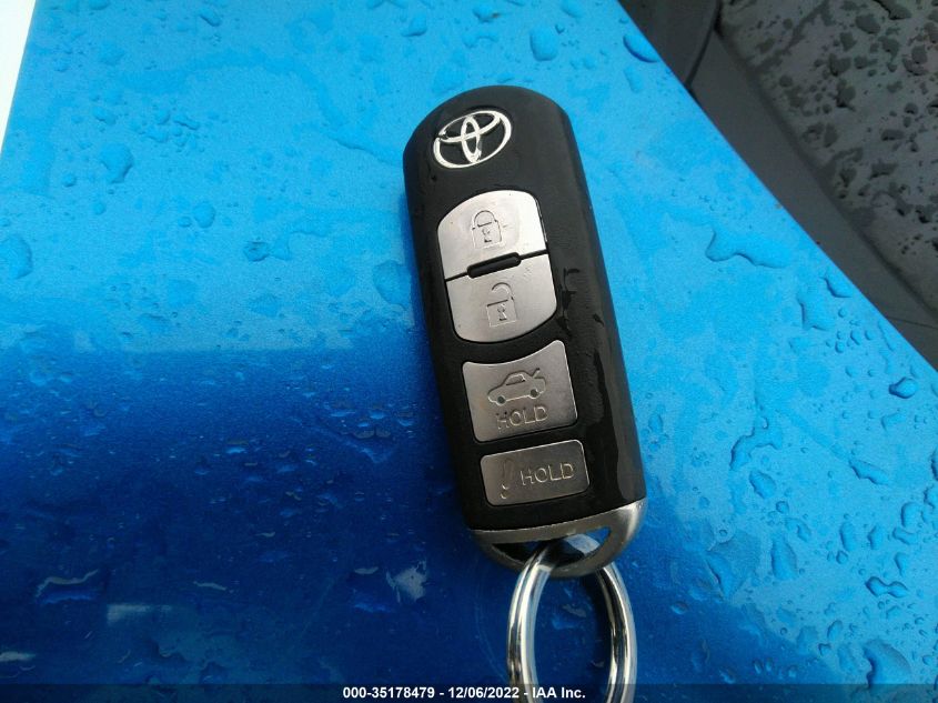 2019 TOYOTA YARIS SEDAN L/LE/XLE 3MYDLBYV1KY525390