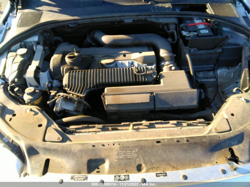2016 VOLVO XC70 T5 PREMIER YV4612NK1G1237627