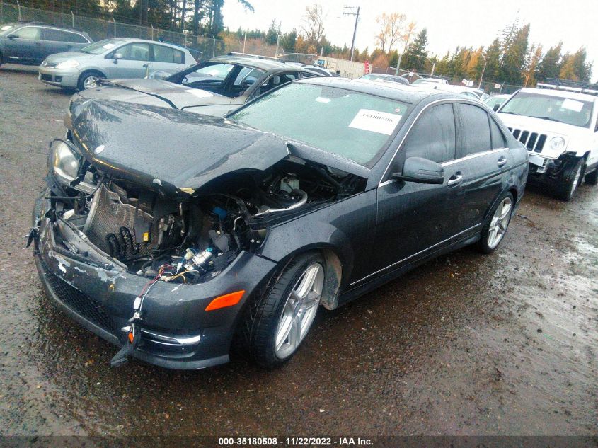 2013 MERCEDES-BENZ C-CLASS C 300 WDDGF8AB9DG071373