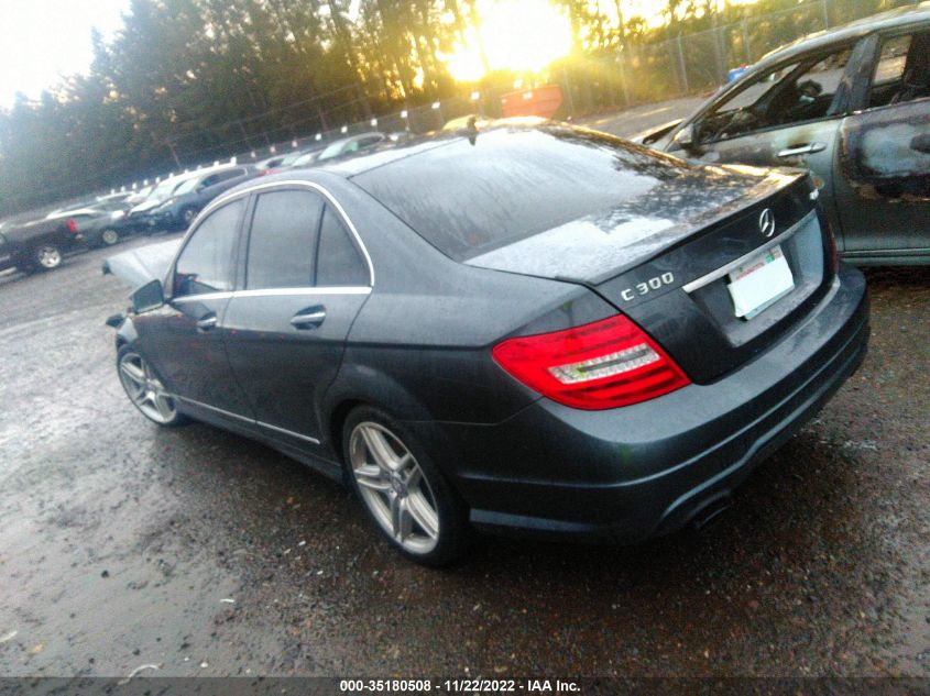 2013 MERCEDES-BENZ C-CLASS C 300 WDDGF8AB9DG071373