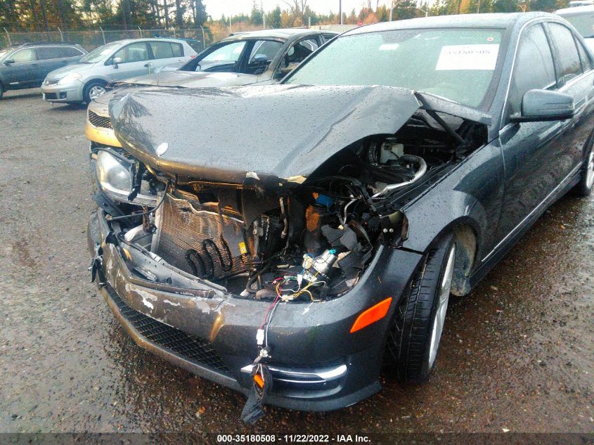 2013 MERCEDES-BENZ C-CLASS C 300 WDDGF8AB9DG071373