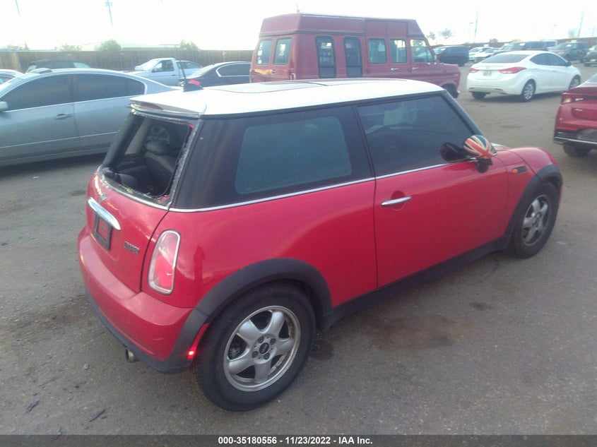 2006 MINI COOPER HARDTOP VIN: WMWRC33506TJ74050