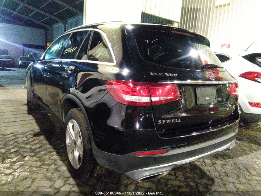 2018 MERCEDES-BENZ GLC GLC 300 00C0G4JB1JV059124