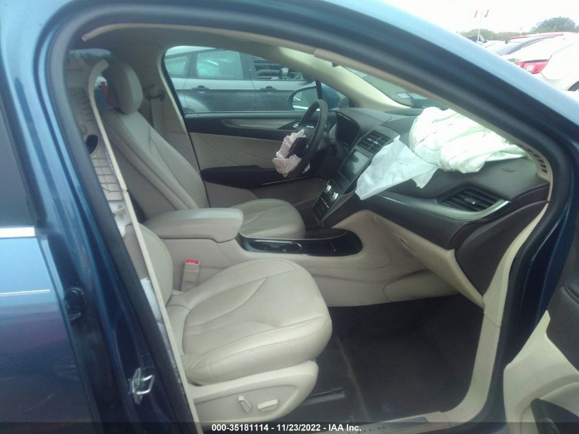 2018 LINCOLN MKC PREMIERE 5LMCJ1C92JUL22264